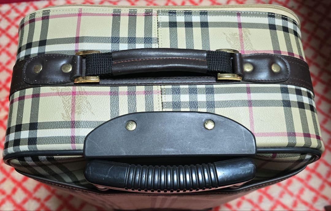 BURBERRYバーバリーチェック柄キャリーケース 中型