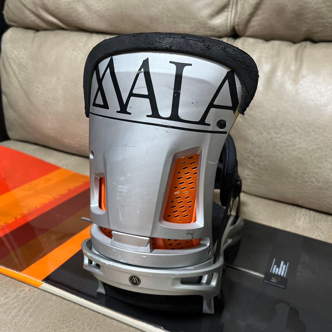 BURTON CUSTOM 154 × BURTON MALAVITA M