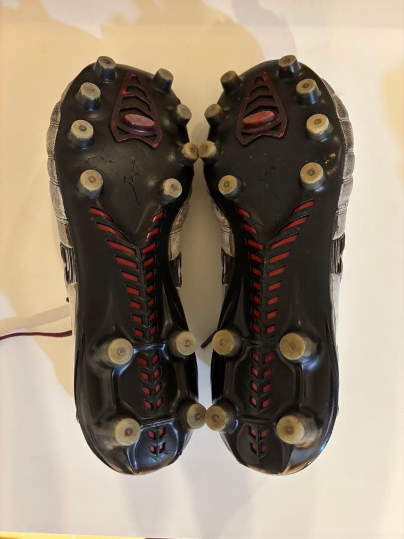 ミズノ モレリア サッカーシューズ ホワイト/レッド　値下げ可