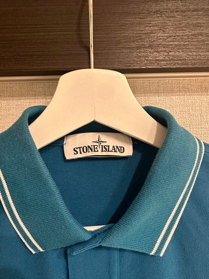 STONE  青 ポロシャツ