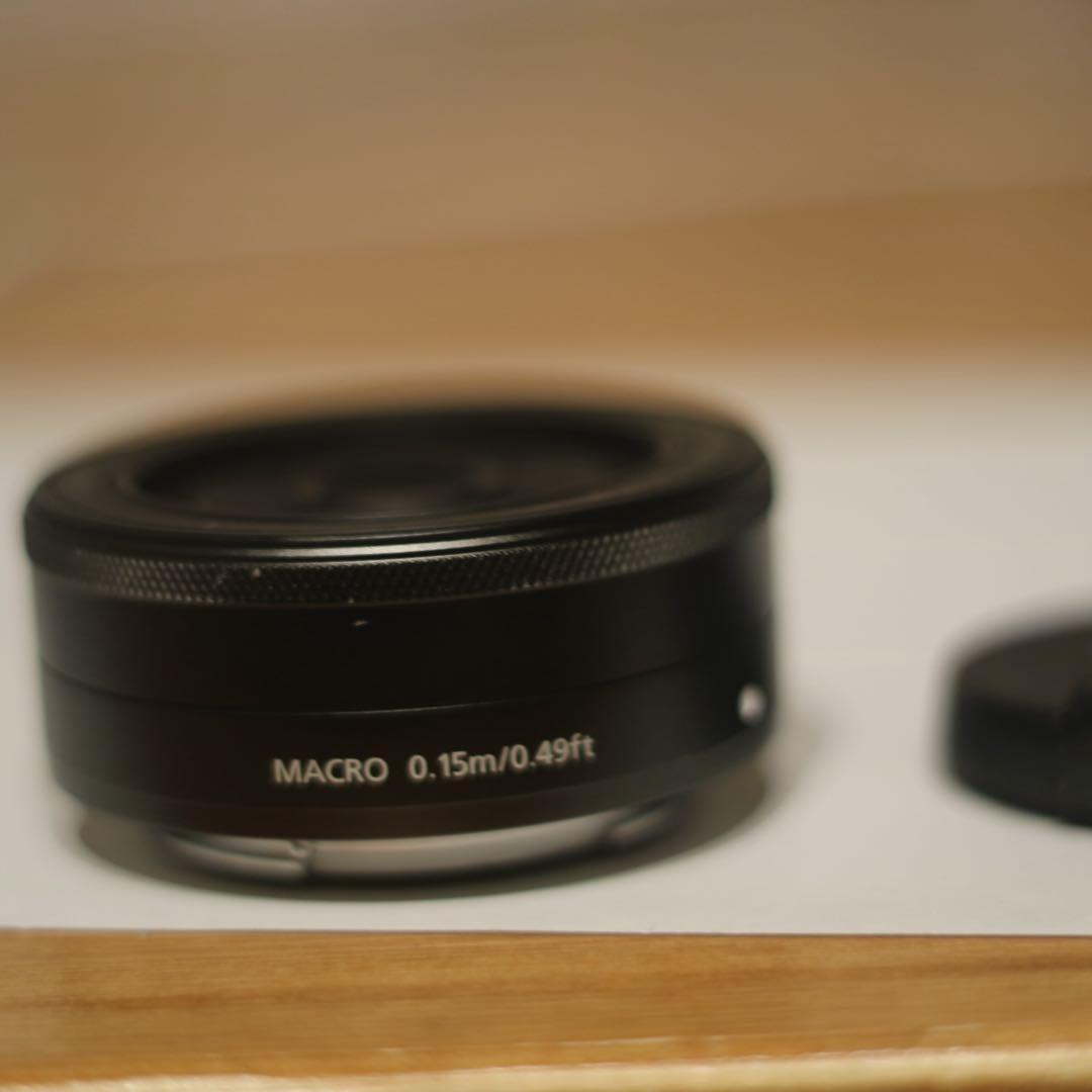 Canon EF-M 22mm f/2 STM 単焦点広角レンズ　ミラーレス