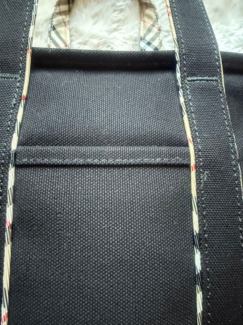 【新品】BURBERRY バーバリートートバッグ黒 ブラックキャンパス