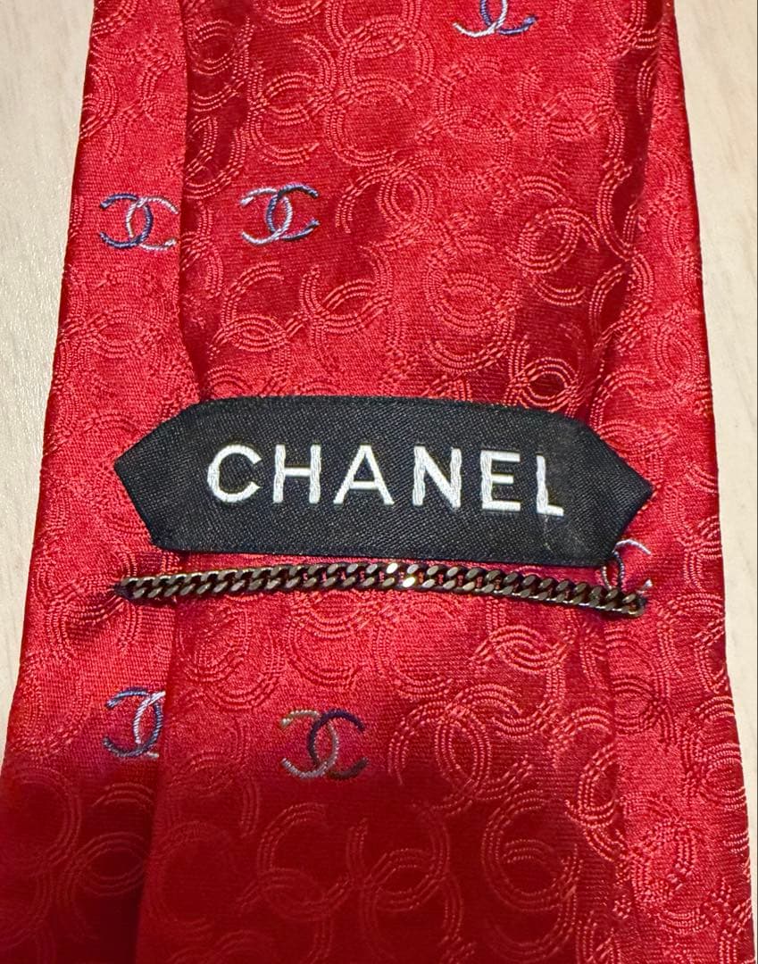 CHANEL ネクタイ　赤　新品、未使用品