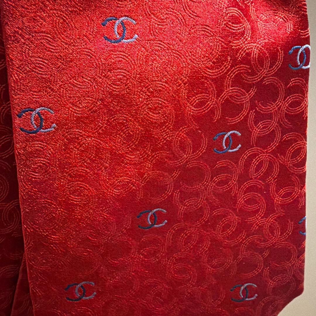 CHANEL ネクタイ　赤　新品、未使用品