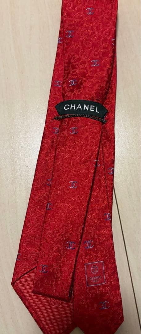 CHANEL ネクタイ　赤　新品、未使用品