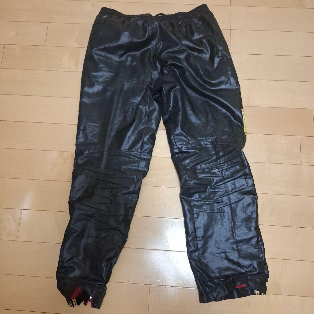 アデダスウエアー上下セット