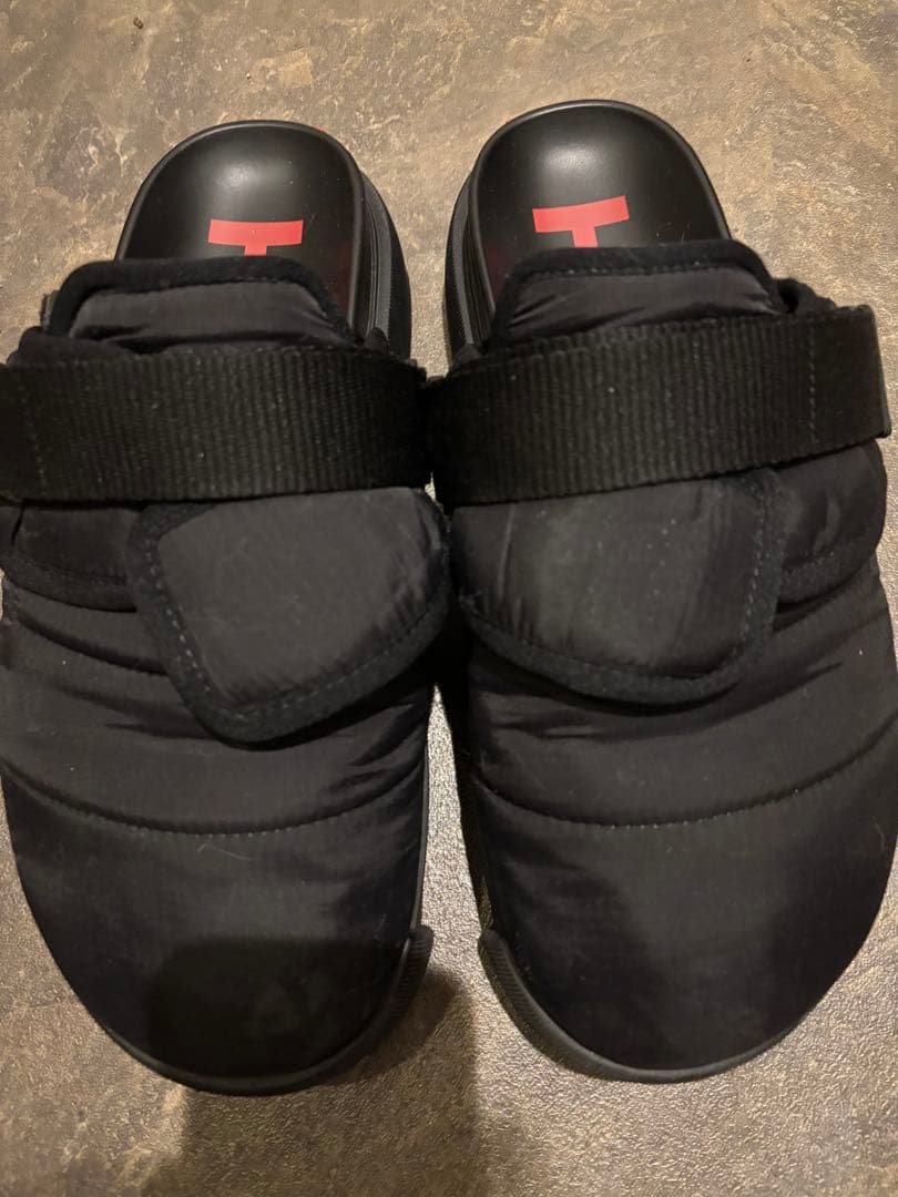 HUGO BOSS サンダル