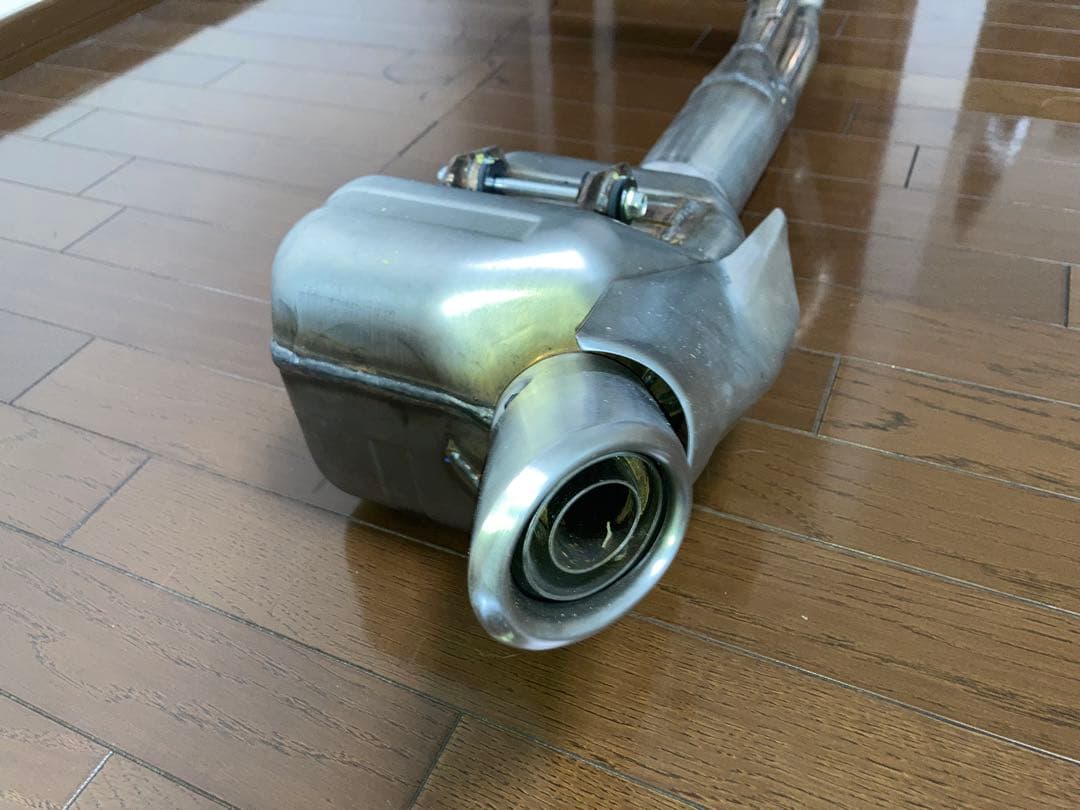 ZX-25R純正マフラー　クロネコ