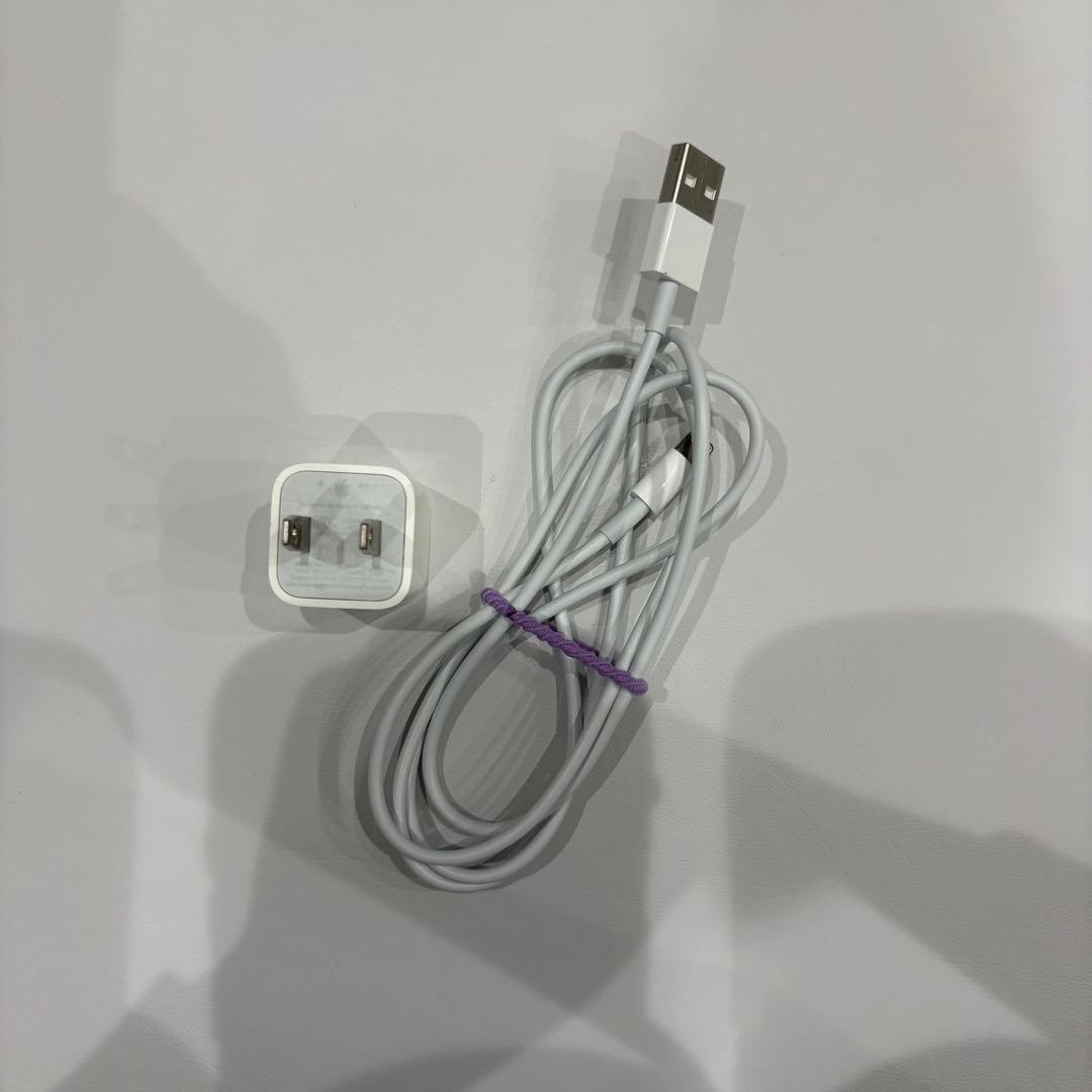 だ*い様 iPhone13 128GB ホワイト SIMフリー 美品 純正充電器