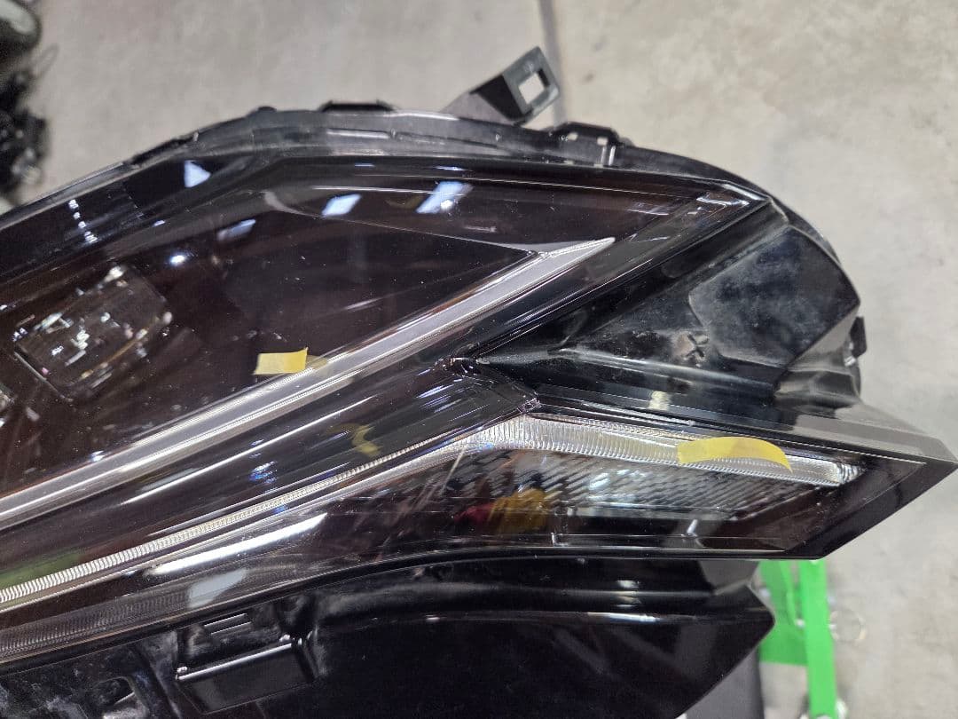 358さん専用 日産 E13 AURAニスモ 右側ヘットランプ