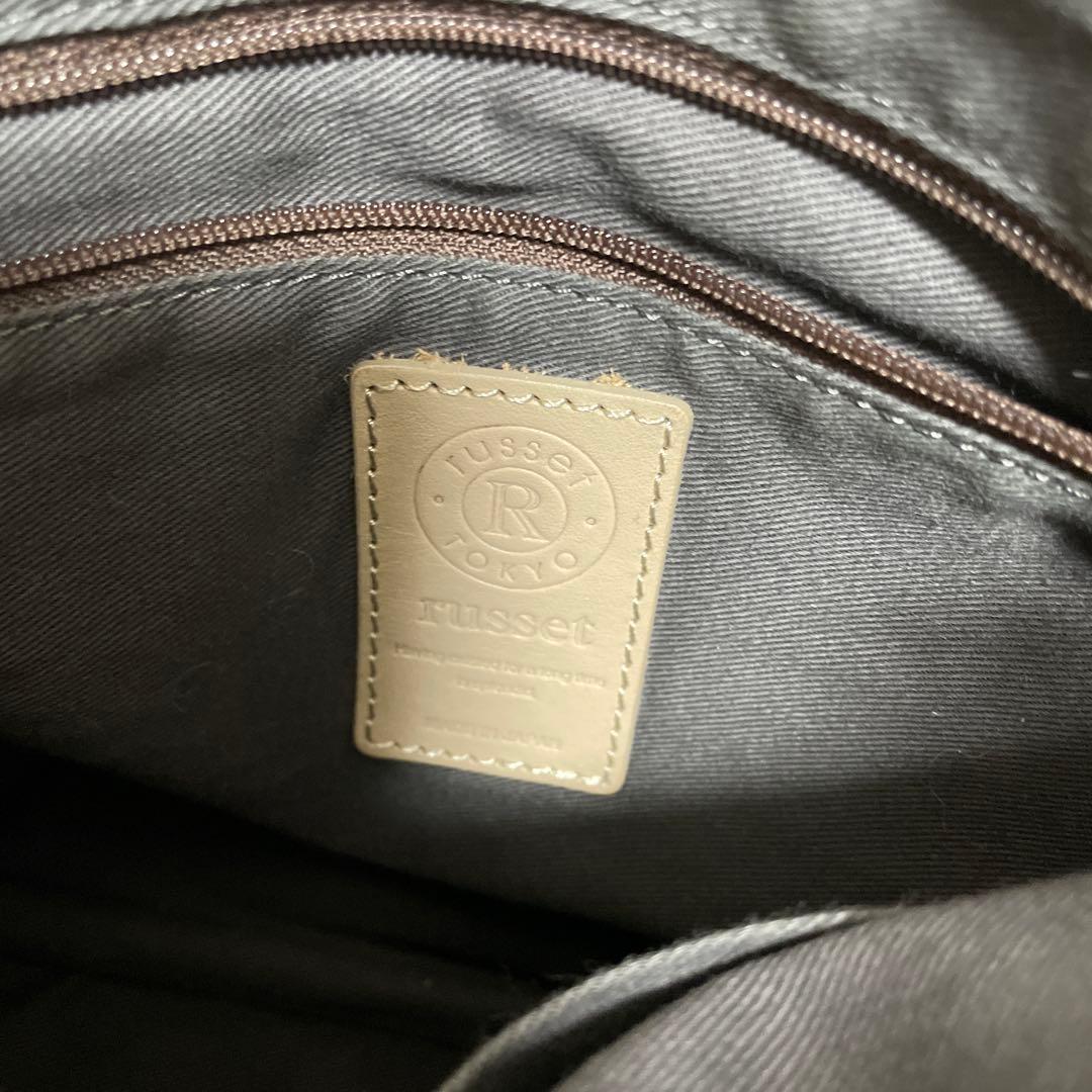 russet ラシット スクエアショルダーバッグ