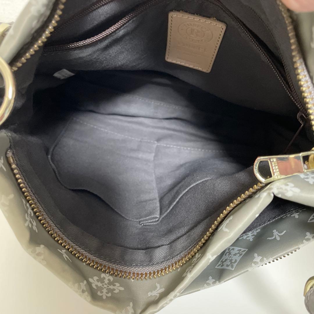 russet ラシット スクエアショルダーバッグ