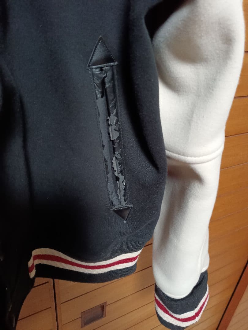 VANSON ✕ TFOA 武装戦線 デスラビット スタジャン アウター