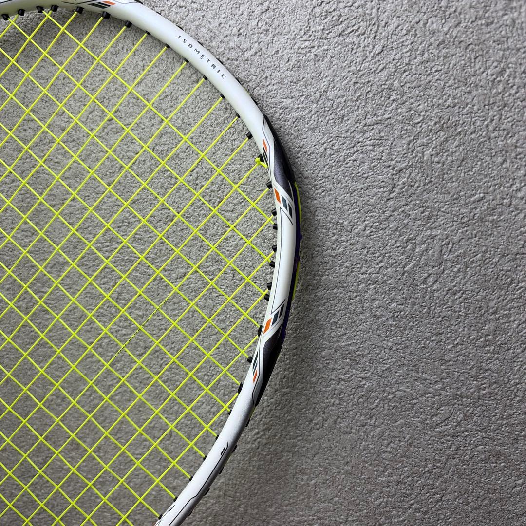【極美品】YONEX VOLTRIC70 e-tune 3UG5廃盤②