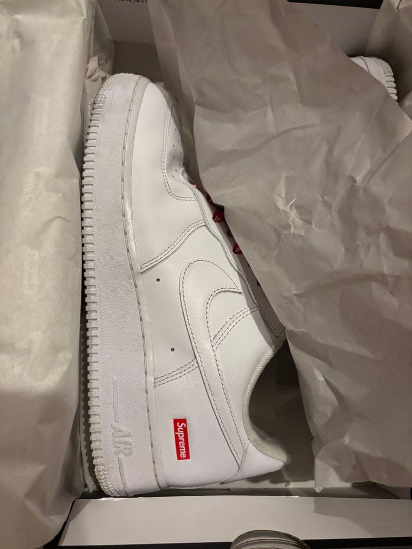 バルマンさん専用Nike Air Force 1 Supreme ホワイト