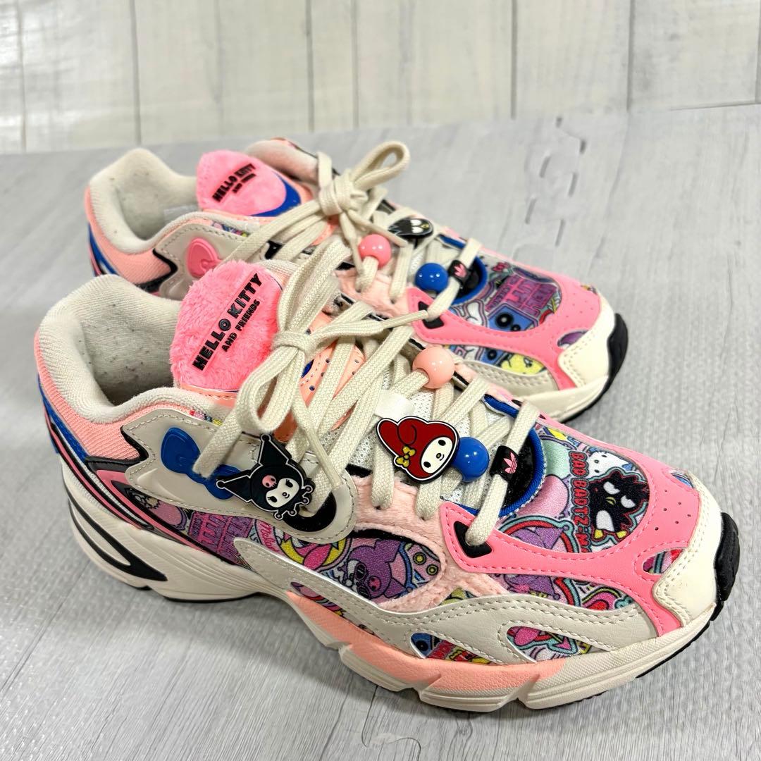 激レア コラボ adidas アディダス×ハローキティアンドフレンズ スニーカー
