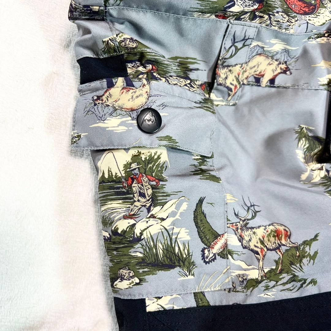 BURTON 子ども用スノーボードウェア アニマル迷彩　2T　90〜100cm