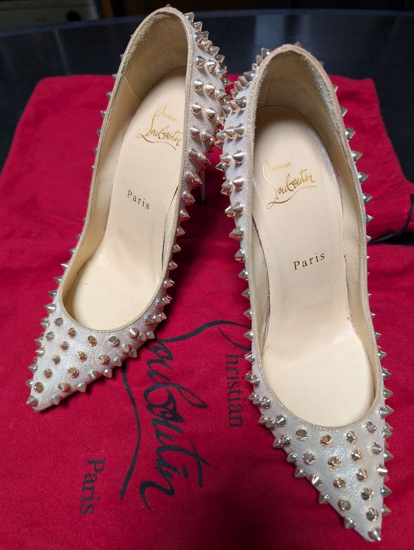 クリスチャン　ルブタン37