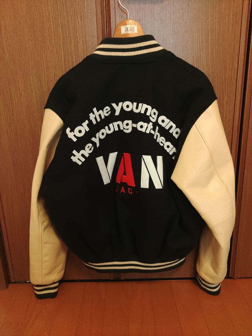 札幌　試着可能VAN JACKET プレミアムスタジアムジャンパー　スタジャンL