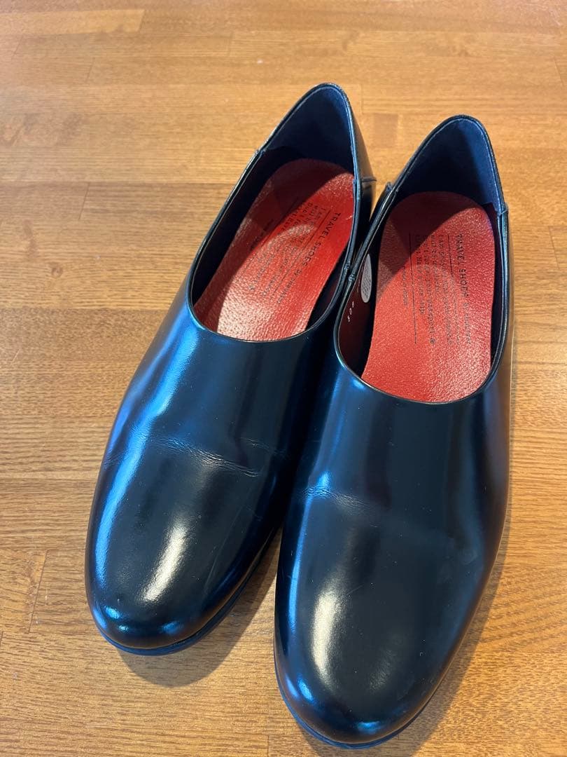 トラベルシューズバイショセレザー フラット スリッポンシューズ