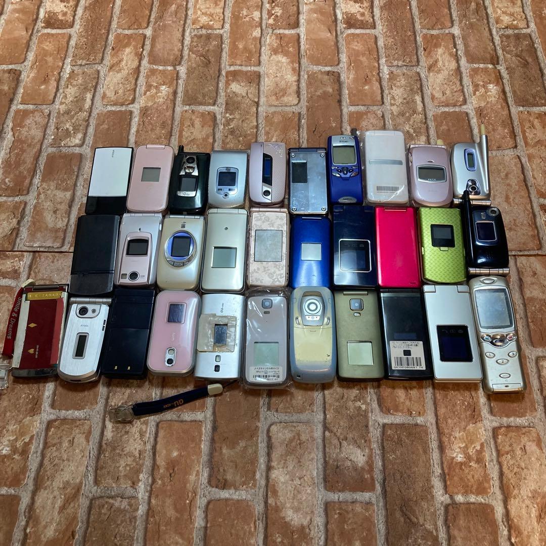 ガラケー 携帯電話 31台まとめ 動作未確認 ジャンク