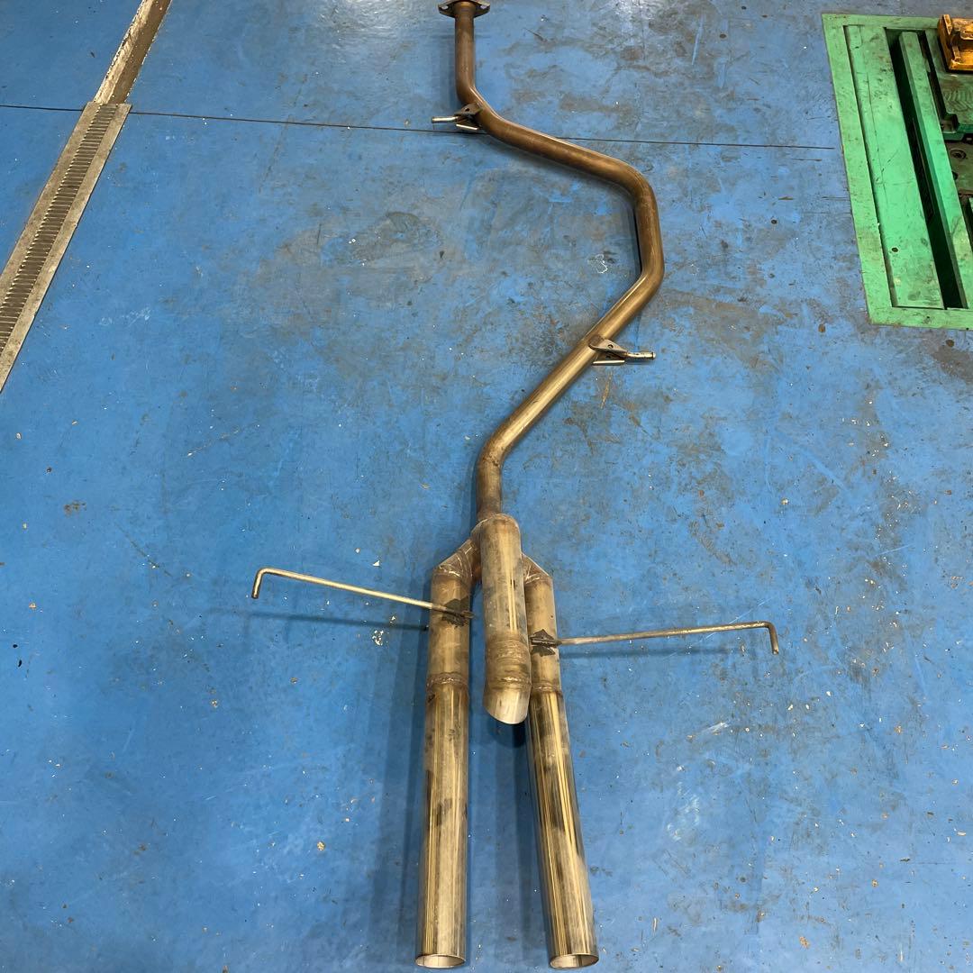 TOYOTA 50プリウス リアピース ステンレス製トリプルマフラー