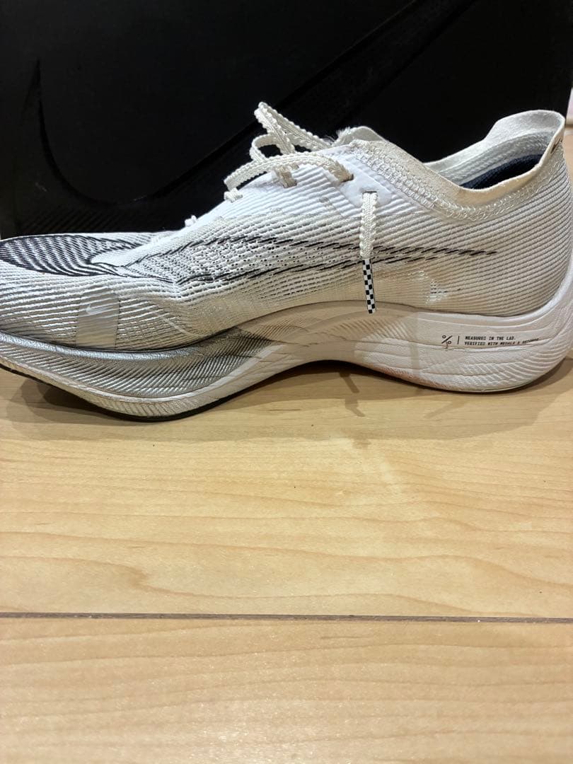 ナイキ ズームX ヴェイパーフライ ネクスト% 2 25.5cm