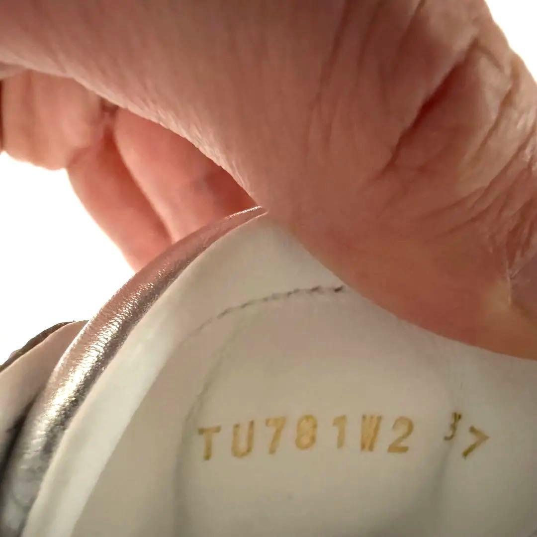 【美品】ヴァレンティノ　ロックスタッズ　スニーカー　37