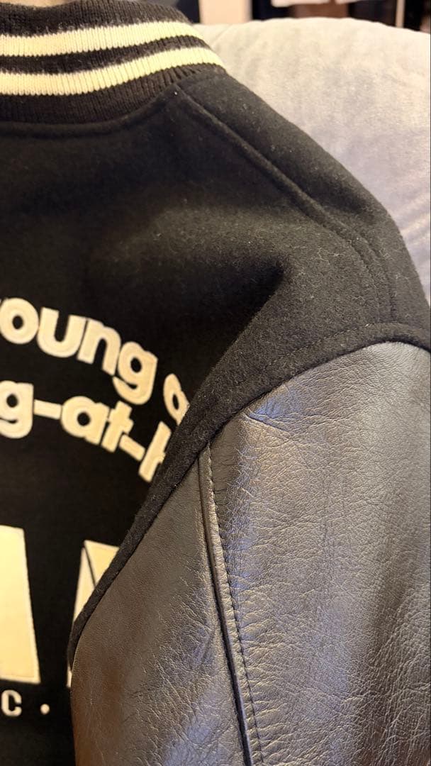 VAN スタジャン ブラック レザー