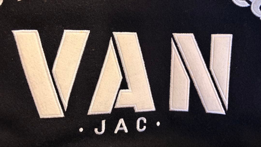 VAN スタジャン ブラック レザー