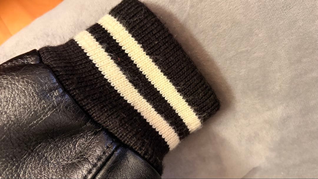 VAN スタジャン ブラック レザー