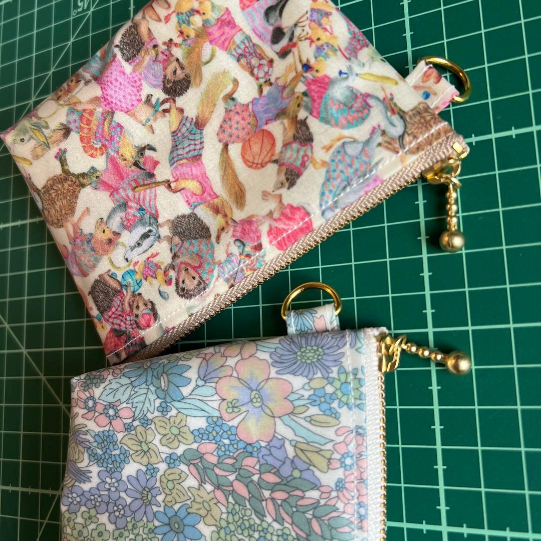 専用ページ　リバティラミネート生地使用ポーチ