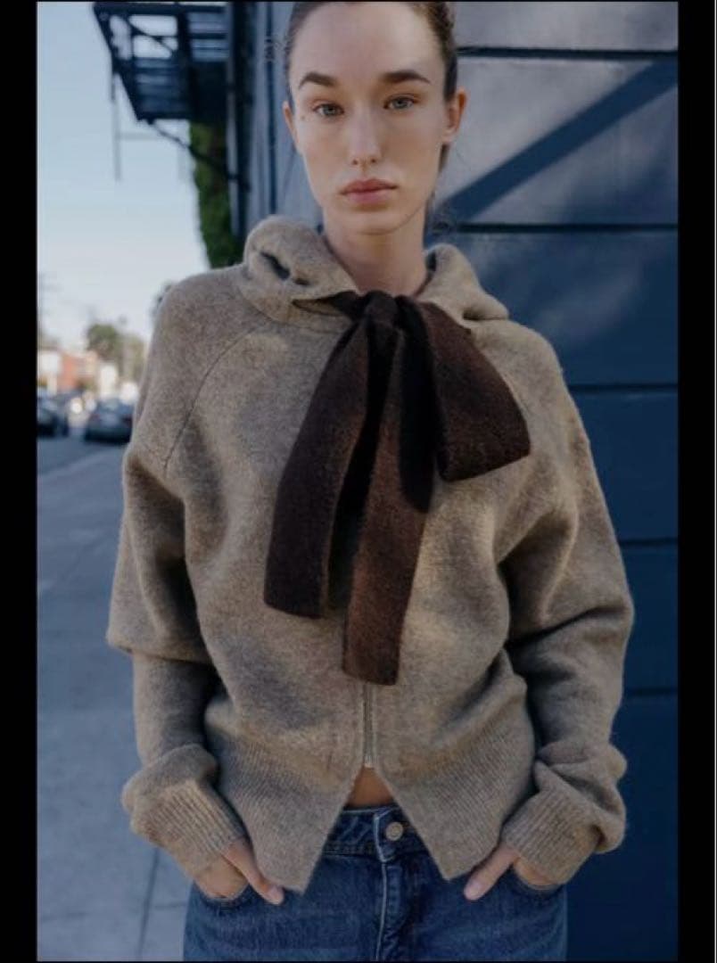 【新品】ZARA フード付きタイベルトニットカーディガン　Sサイズ