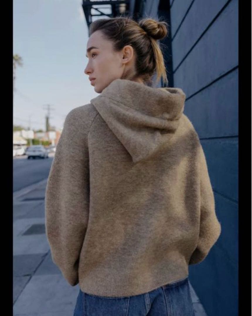 【新品】ZARA フード付きタイベルトニットカーディガン　Sサイズ