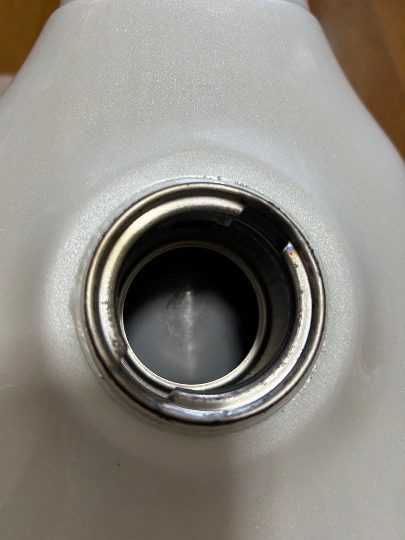 グラストラッカー　燃料タンク