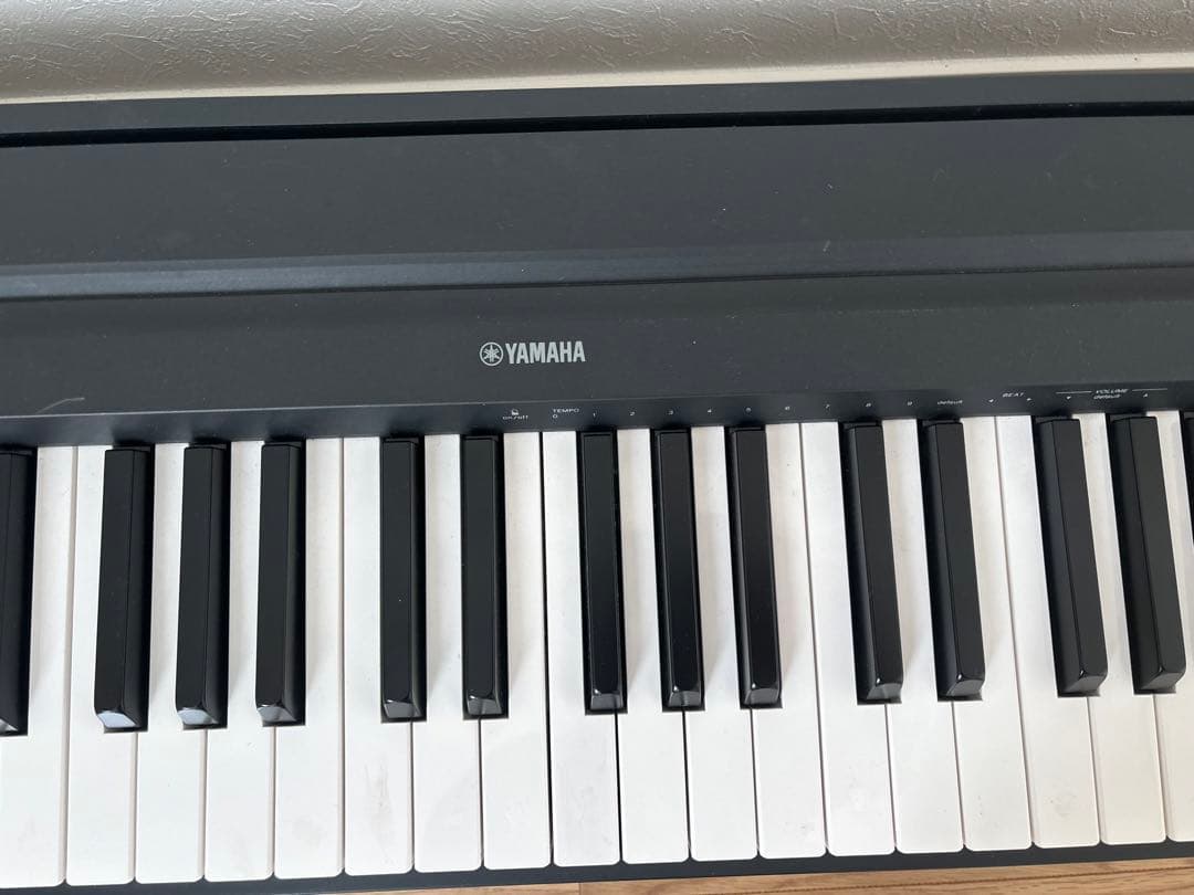 YAMAHA 電子ピアノ　88鍵　スタンド付き