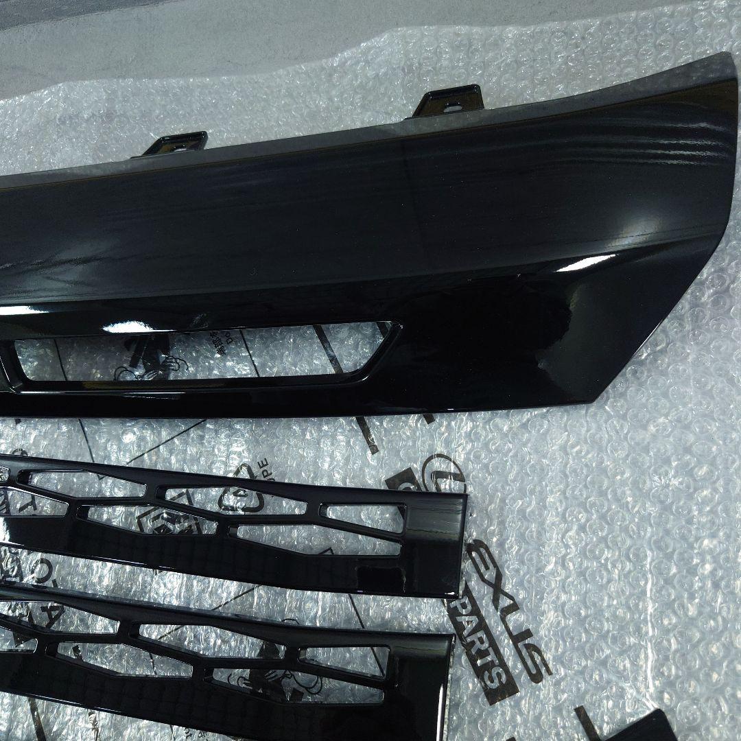 三菱デリカd5新型フロントグリルロアーバンパー