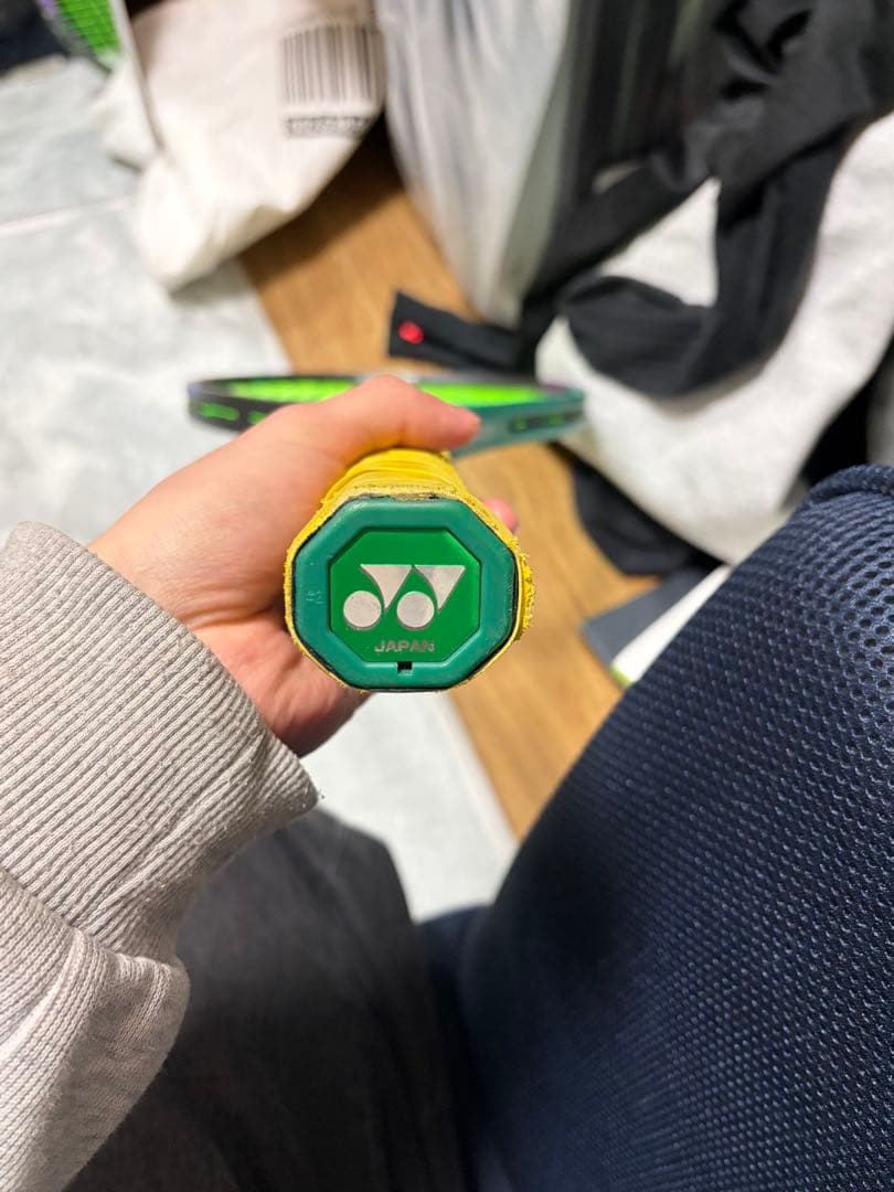 も*ま様 ヨネックス　テニスラケット　VCORE PRO 100