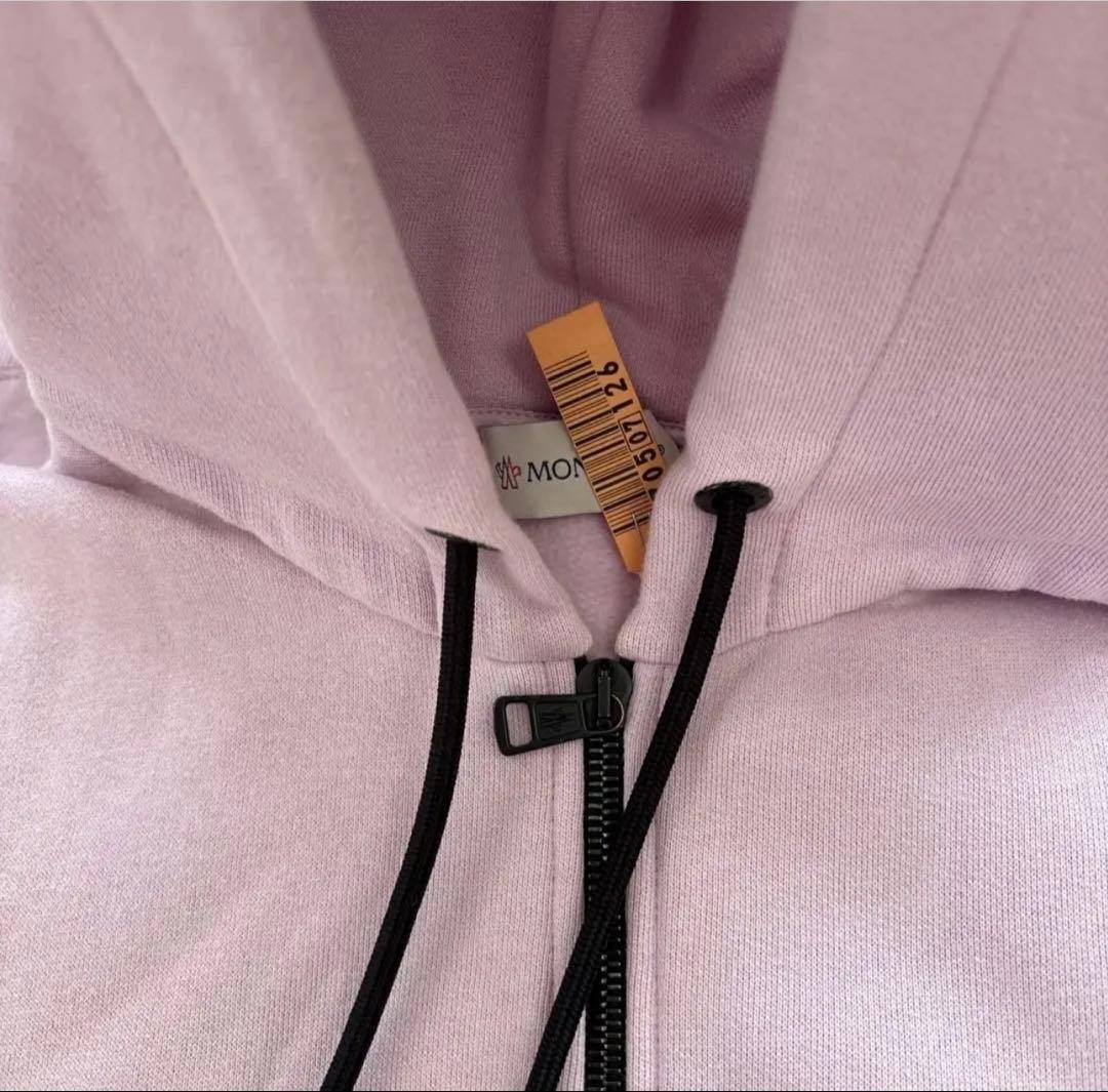 美品モンクレール　ジップアップパーカー　サイズ7 (S)