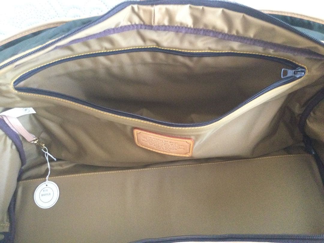 ハンティングワールド　ボストンバッグ