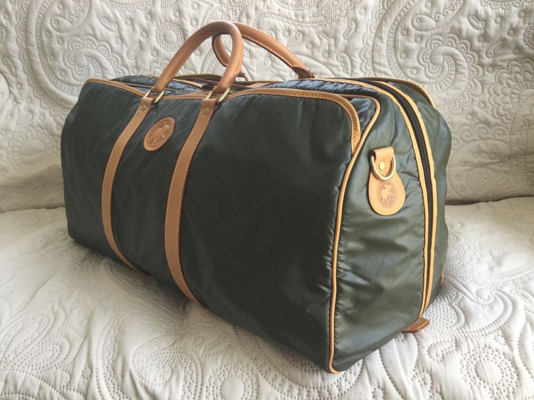 ハンティングワールド　ボストンバッグ