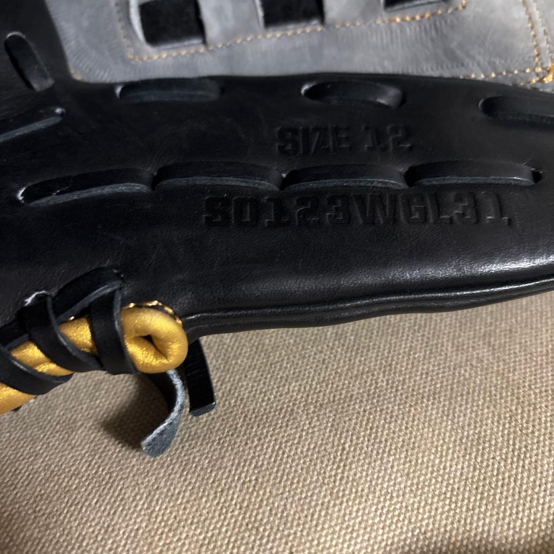 デサント　軟式グローブ　左投げ