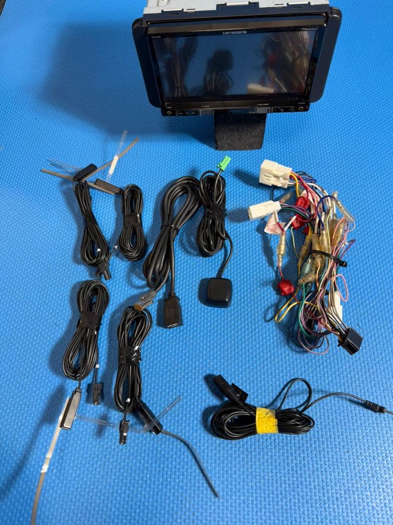 カロッツェリア 地デジ メモリー ナビ AVIC-RZ09 地図データ 2014