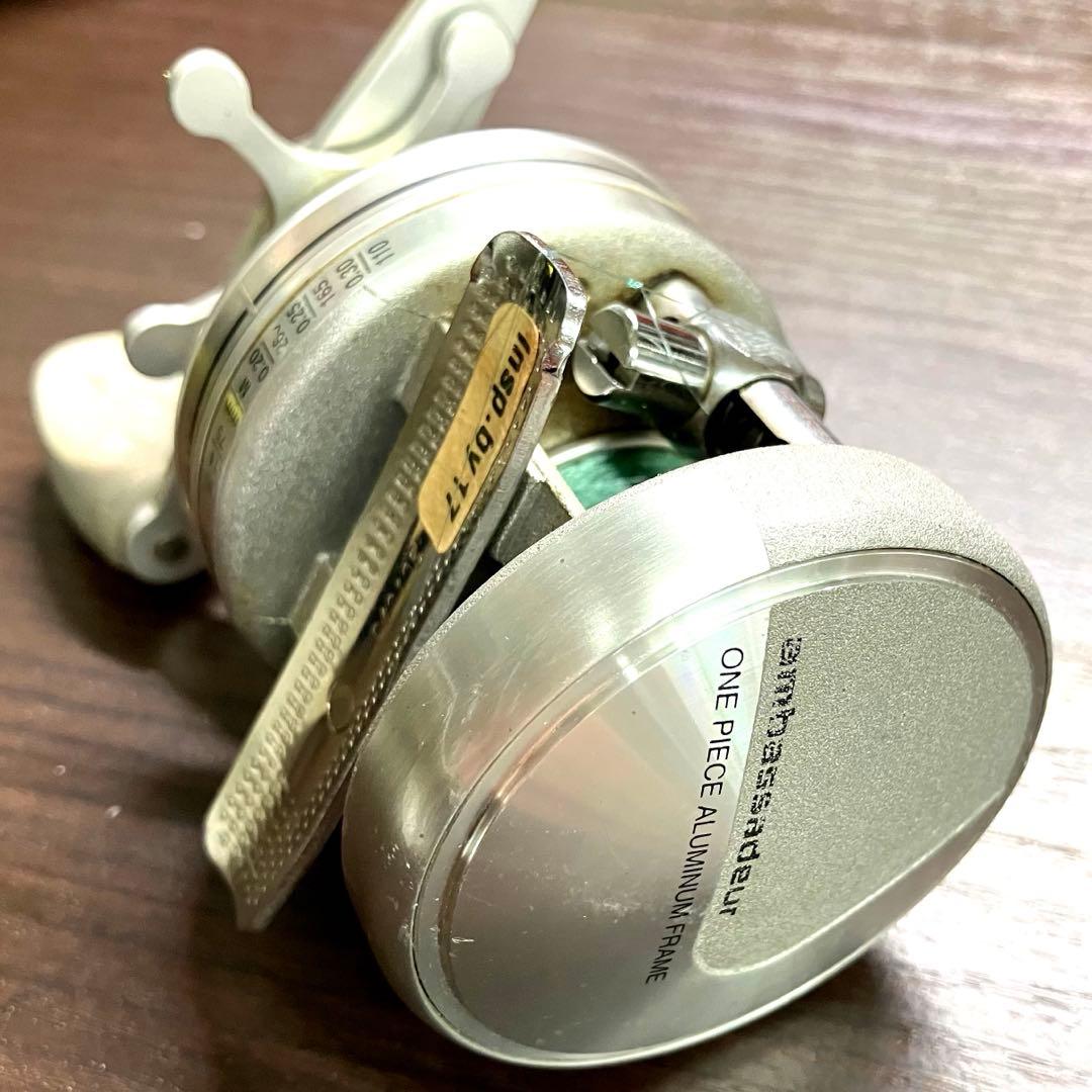 Abu Garcia シルバーマックス1600C アブガルシア ベイトリール