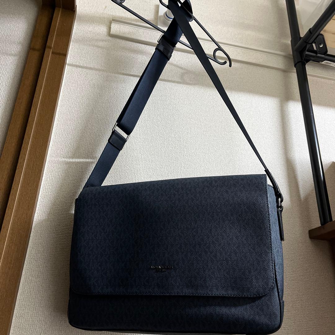 MICHAEL KORS ネイビー バッグ