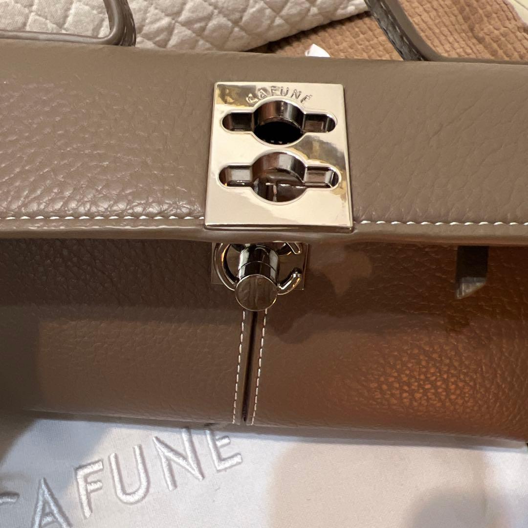 カフネスタンウォレット　美品