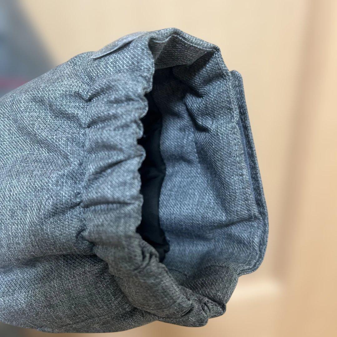 グレー フード付き スキーウェア 中綿入り　160