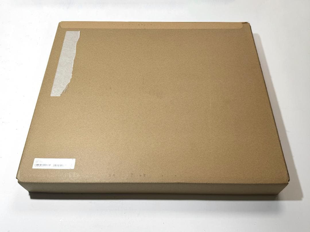 未開封 Designed by Apple in California （小）