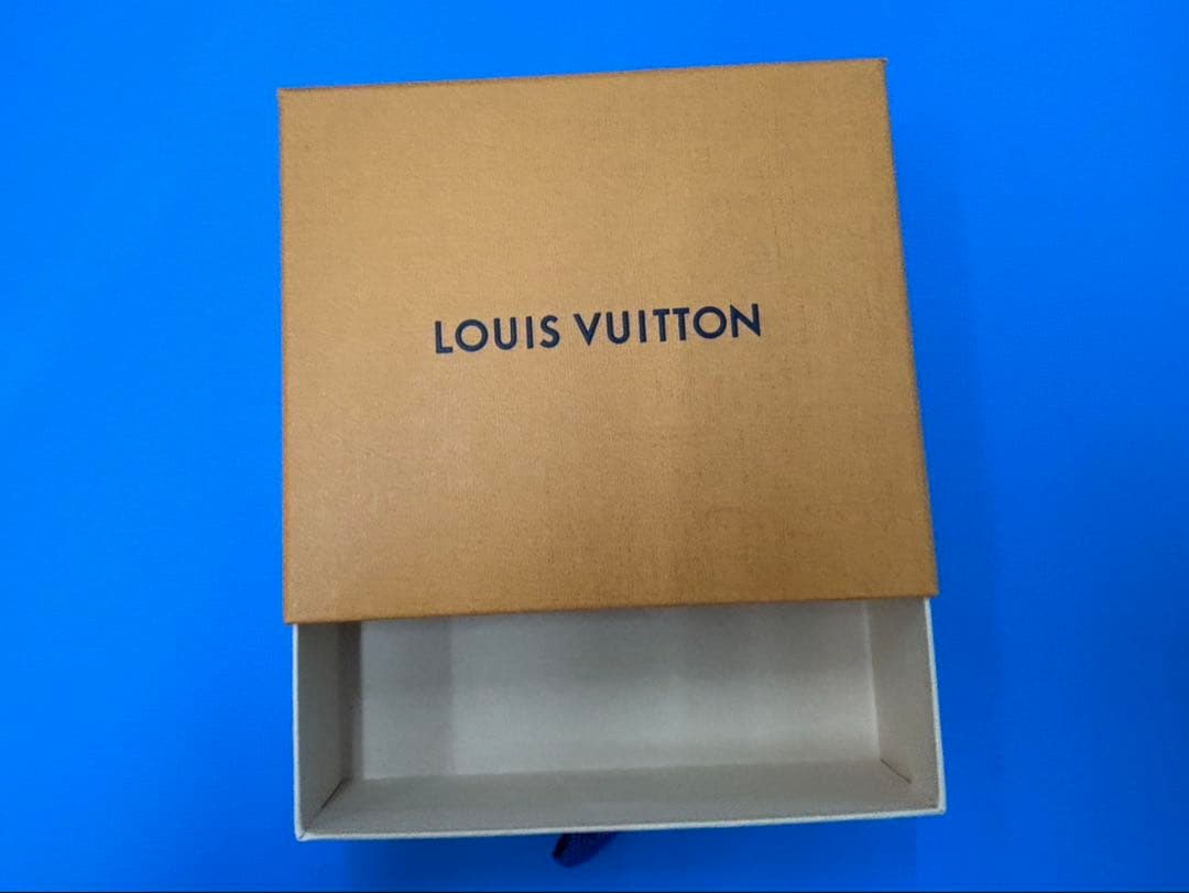 ダミエ二つ折り財布メンズ