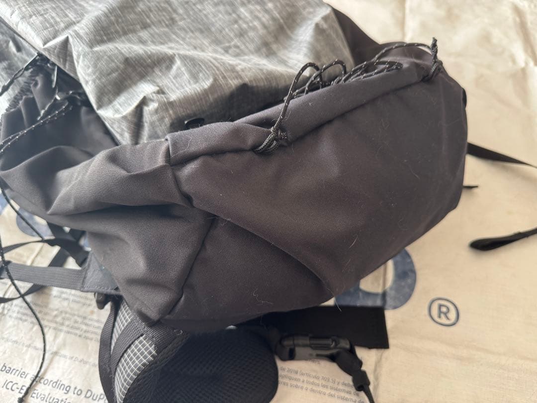 値下げしました！ZEROGRAM（ゼログラム） LOST CREEK UL 50